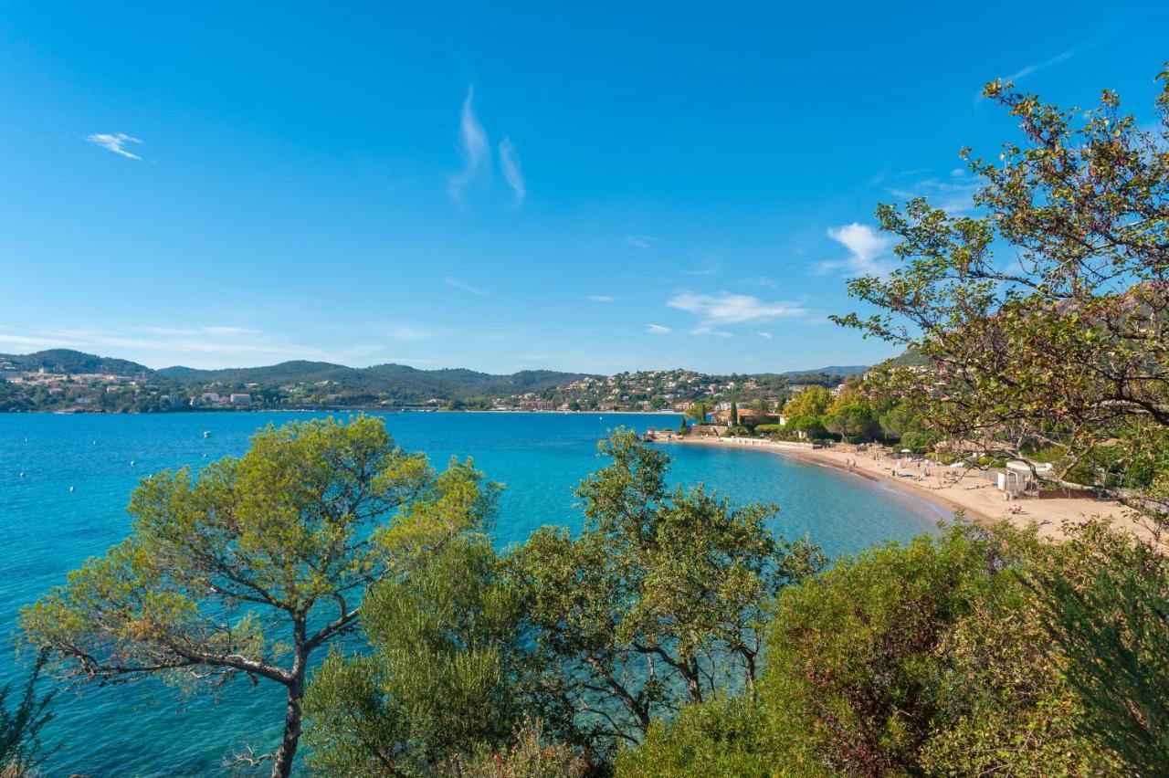Agay Cap Esterel Village Allee Fleurs - F2 Clim Vue Golf Et Mer - Grande Terrasse Plein Sud Saint-Raphaël Esterno foto