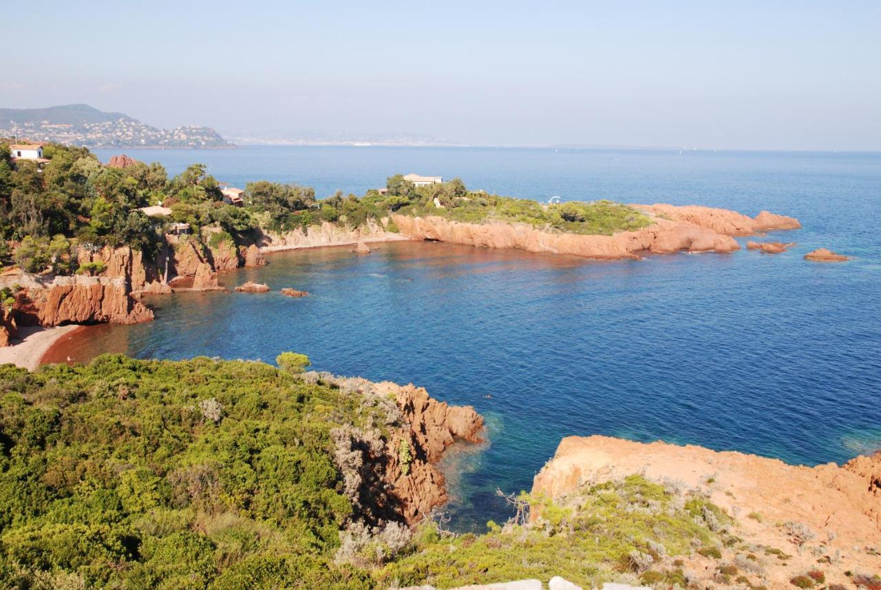 Agay Cap Esterel Village Allee Fleurs - F2 Clim Vue Golf Et Mer - Grande Terrasse Plein Sud Saint-Raphaël Esterno foto