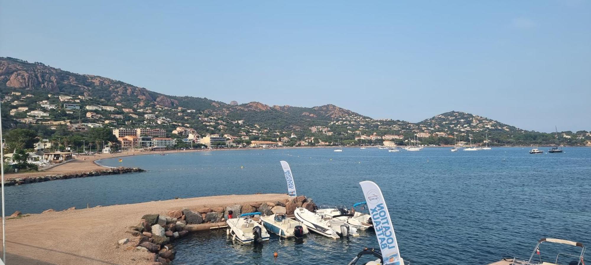 Agay Cap Esterel Village Allee Fleurs - F2 Clim Vue Golf Et Mer - Grande Terrasse Plein Sud Saint-Raphaël Esterno foto