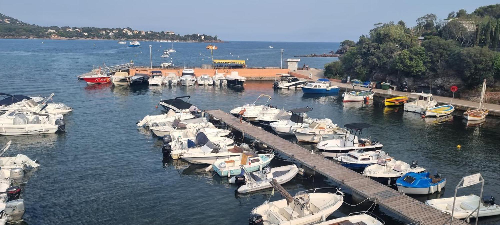 Agay Cap Esterel Village Allee Fleurs - F2 Clim Vue Golf Et Mer - Grande Terrasse Plein Sud Saint-Raphaël Esterno foto