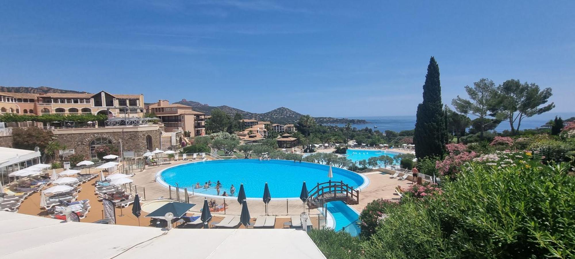 Agay Cap Esterel Village Allee Fleurs - F2 Clim Vue Golf Et Mer - Grande Terrasse Plein Sud Saint-Raphaël Esterno foto