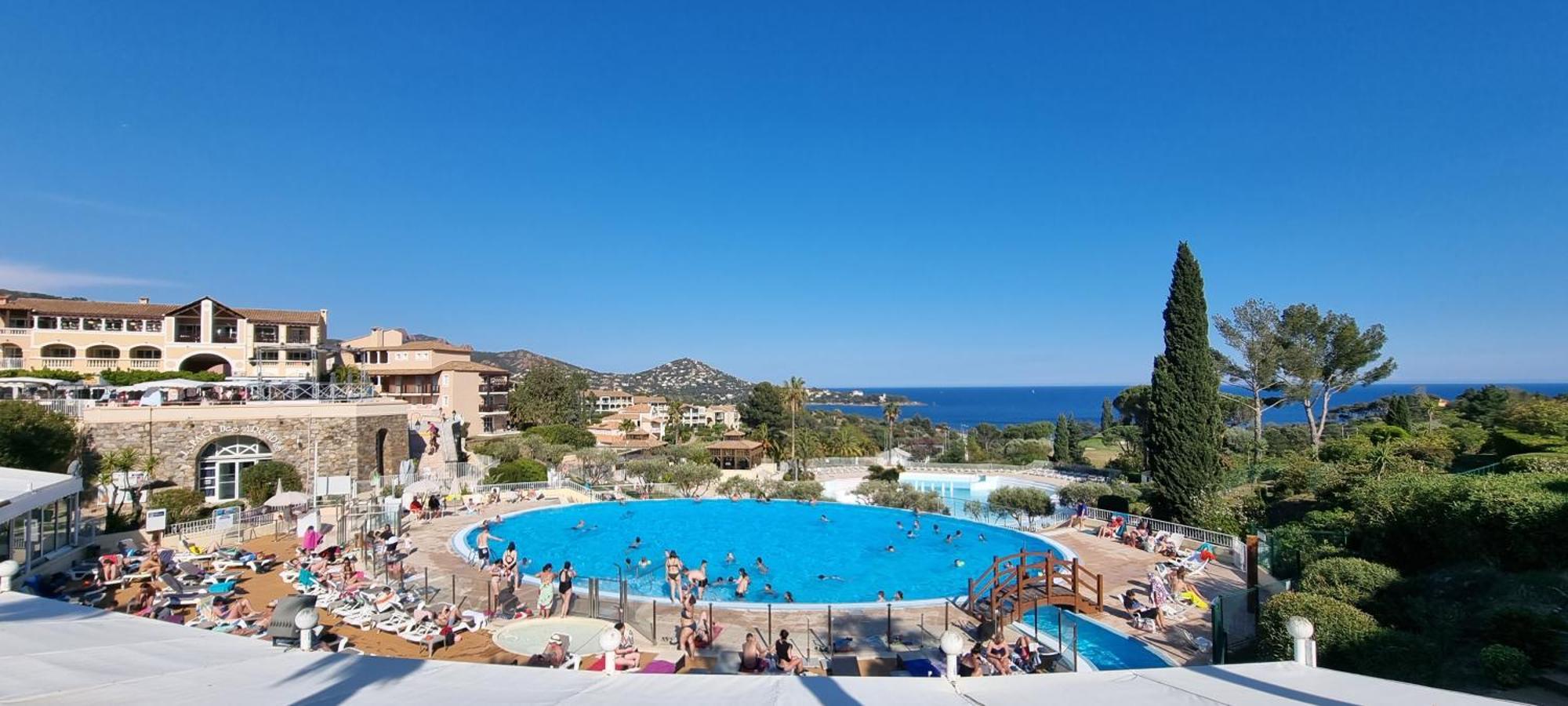 Agay Cap Esterel Village Allee Fleurs - F2 Clim Vue Golf Et Mer - Grande Terrasse Plein Sud Saint-Raphaël Esterno foto